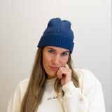 Kind beanie - treat yourself with kindness. Gender neutral, multiple colors, hidden message inside. Join our movement: it's okay to be exactly who you are. Pt. Novos gorros it's okay, várias cores, com uma mensagem interior. Junta-te ao movimento it's okay!