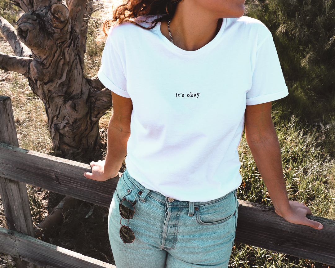Organic t-shirt essential white made in North of Portugal with love. Exclusive design made only for it's okay. Pt. T-shirt em algodão orgânico feito em portugal com amor , design exclusivo| GOTS approved.
